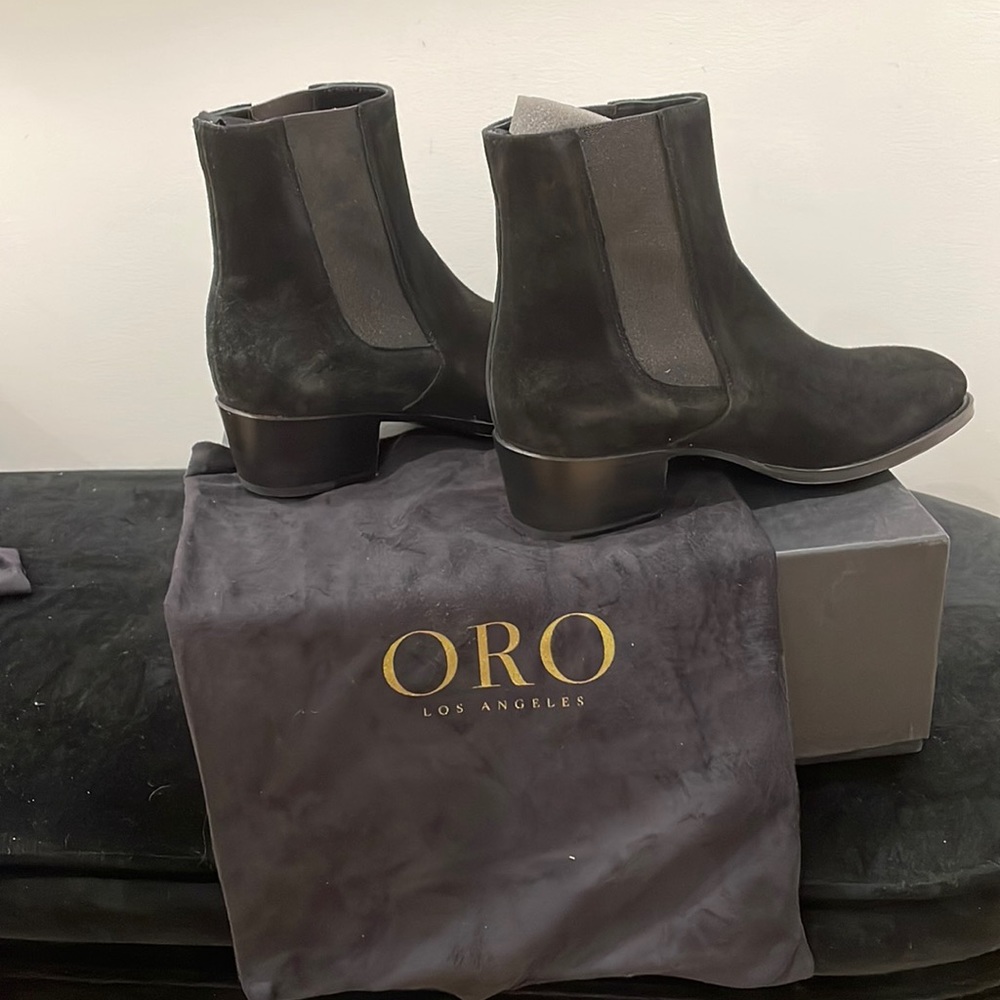 Chelsea Boots